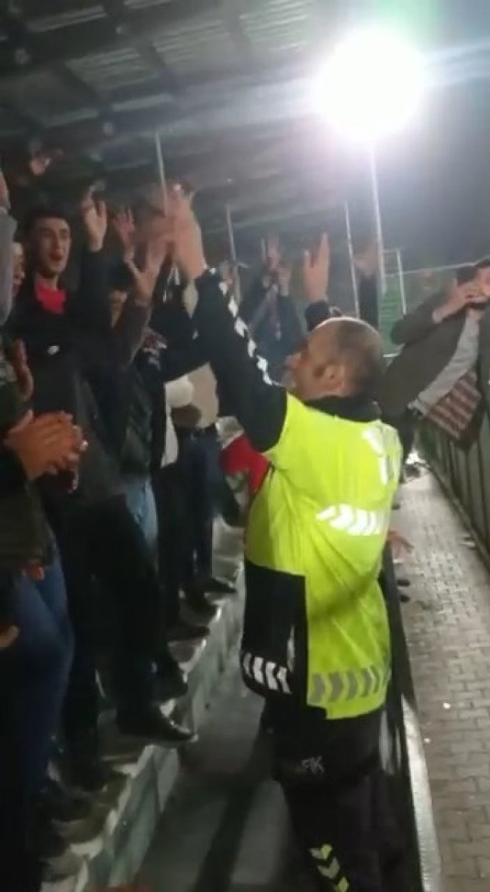 Elazığ'daki maçta taraftar kavgası: Polis amigoluk yaptı