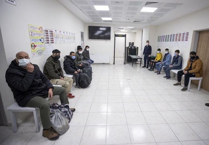 İstanbul Valiliği: 11 ayda 148 bin kaçak göçmene işlem yapıldı