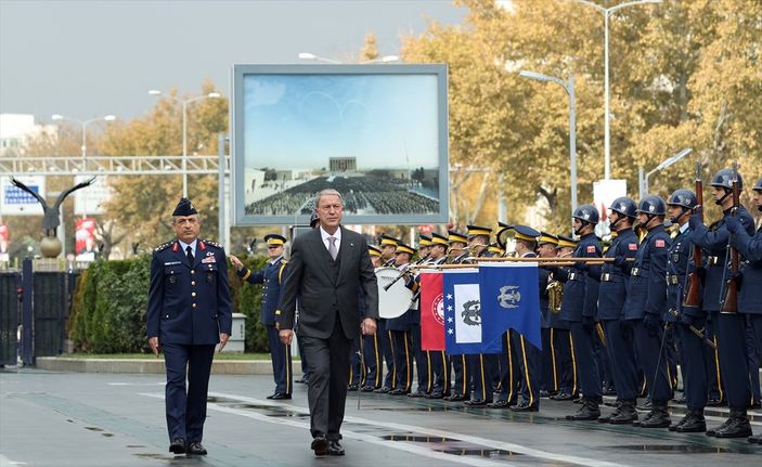 a Hulusi Akar: ABD'li askeri heyet Türkiye'de