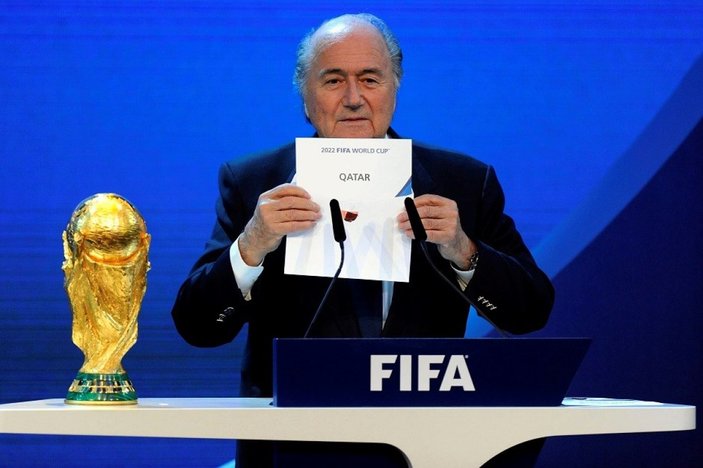 Sepp Blatter: 2022 Dünya Kupası'nı Katar'a vermek hataydı