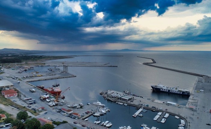 Yunanistan, Dedeağaç Limanı'nın satışını iptal edecek