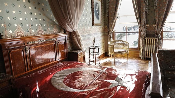 Atatürk'ün hayatını kaybettiği Dolmabahçe Sarayı yenilenmiş haliyle ziyarete hazır