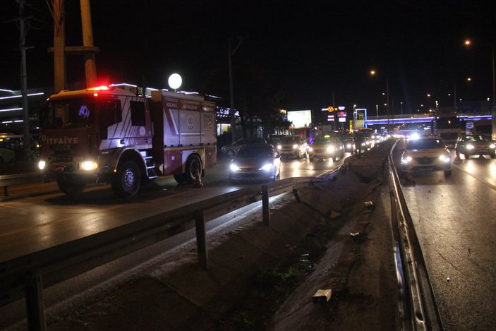 i Kocaeli'de LPG yüklü tanker kaza yaptı