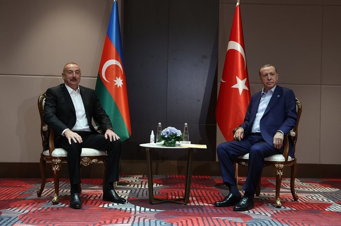 Cumhurbaşkanı Erdoğan, İlham Aliyev ile bir araya geldi