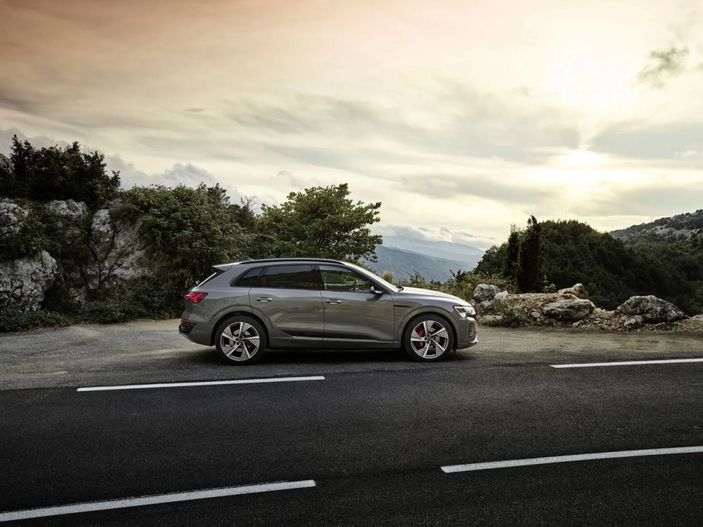 audi q8 etron
