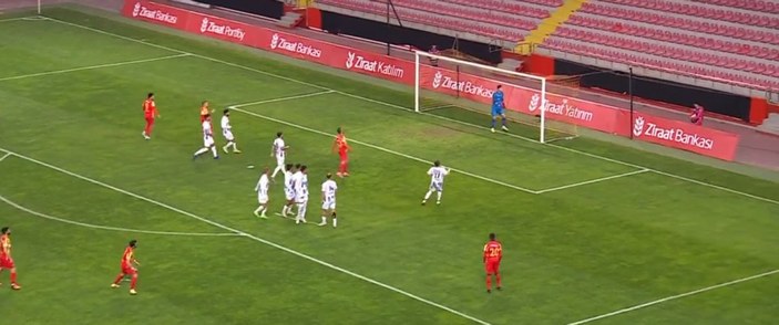 Kayserisporlu Emrah Başsan'dan klas frikik golü