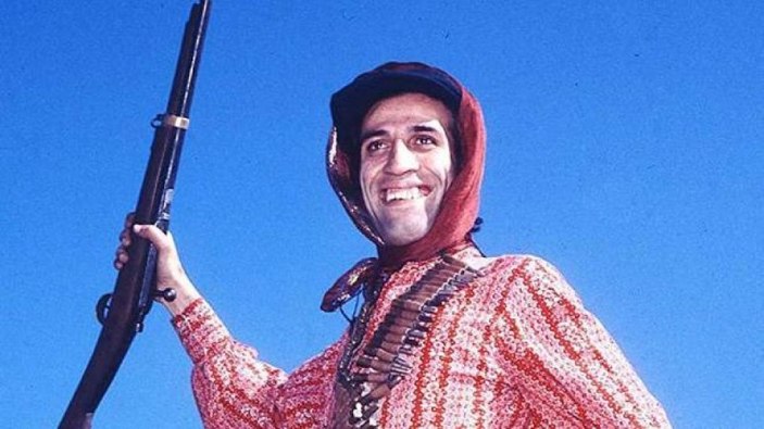 Unutulmaz Kemal Sunal karakterleri ve replikleri!