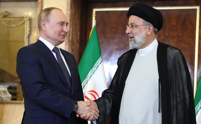 Vladimir Putin ve İbrahim Reisi, Rusya-İran ilişkilerini görüştü
