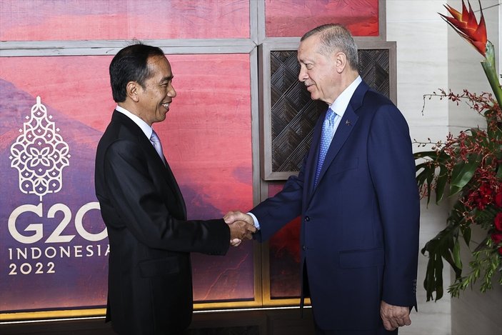 Cumhurbaşkanı Erdoğan, Endonezya'da Joko Widodo ile görüştü