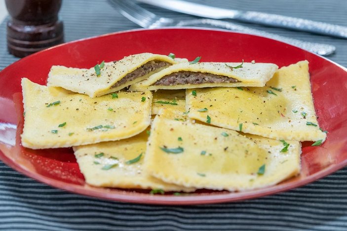 Yemekteyiz ravioli tarifi! İtalya'nın eşsiz lezzeti ravioli nasıl yapılır? Püf noktaları nelerdir?