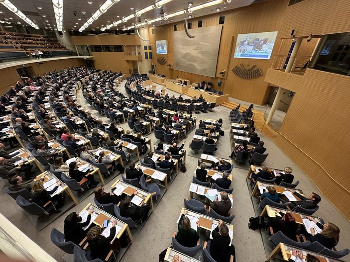 İsveç parlamentosunda terörle mücadele yasa tasarısı onaylandı