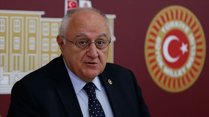 İyi Partili Ahmet Kamil Erozan'dan, Taksim  teröristine delil savunması