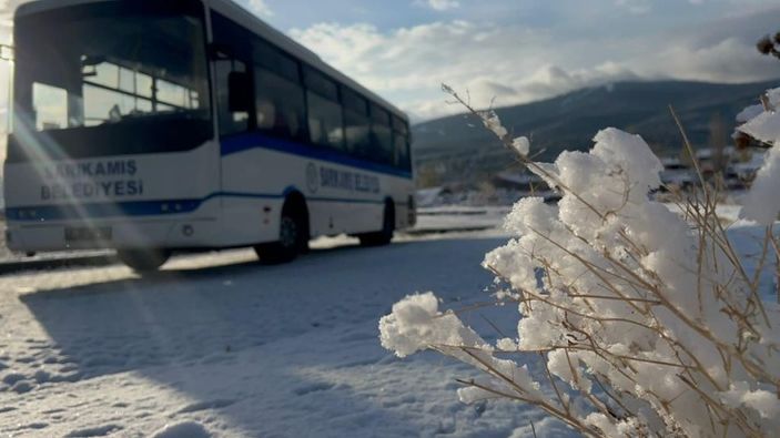 Kars'ta kar yağışı başladı