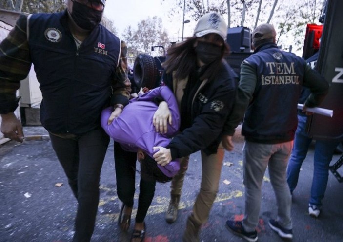 Taksim'deki bombalı saldırıyla ilgili 17 kişi tutuklandı