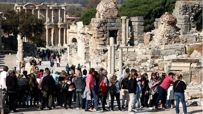 Efes Antik Kentin'e bir buçuk milyon ziyaretçi