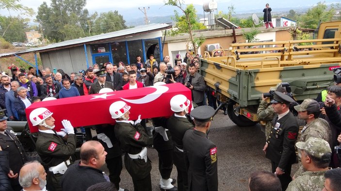 Şehit Sinan İnak, memleketinde toprağa verildi