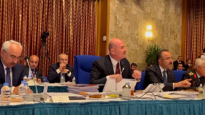 Süleyman Soylu’dan HDP’li Turan’a: Terörist bozuntusu terbiyesiz