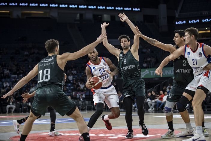 a Anadolu Efes, Konyaspor'u mağlup etti