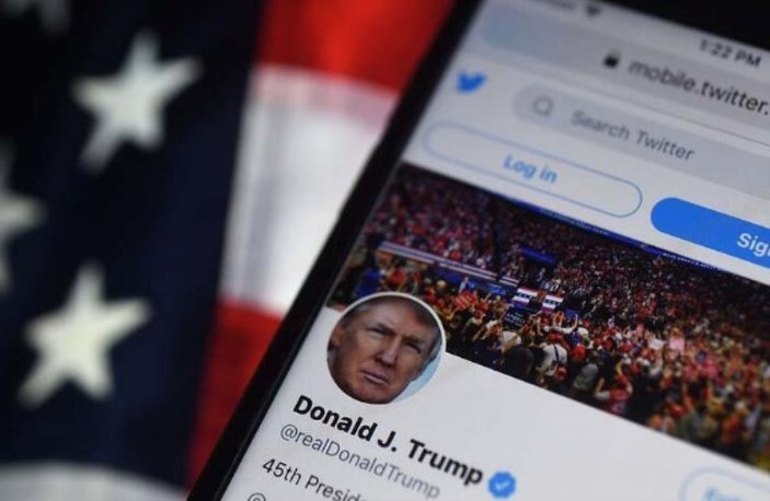 Elon Musk'tan 'Trump Twitter'a geri dönsün mü' anketi 