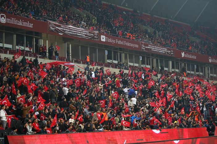 Gaziantep'te milli maç coşkusu