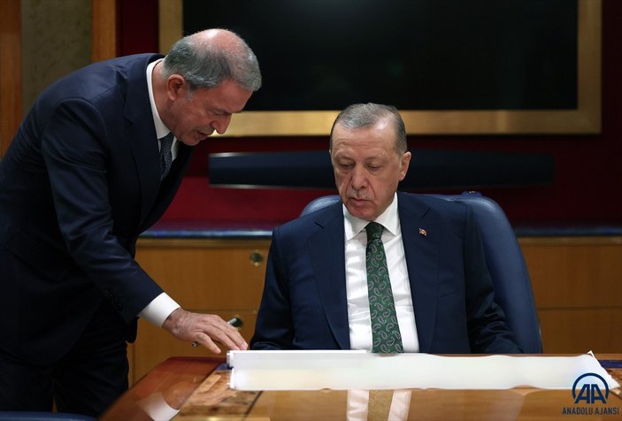 Cumhurbaşkanı Erdoğan'ın harekat emrini verdiği an