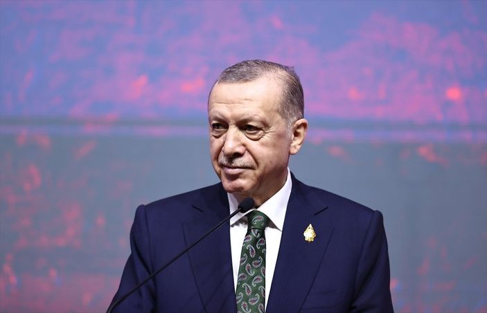 a Cumhurbaşkanı Erdoğan, Katar dönüşü gazetecilerin sorularını yanıtladı