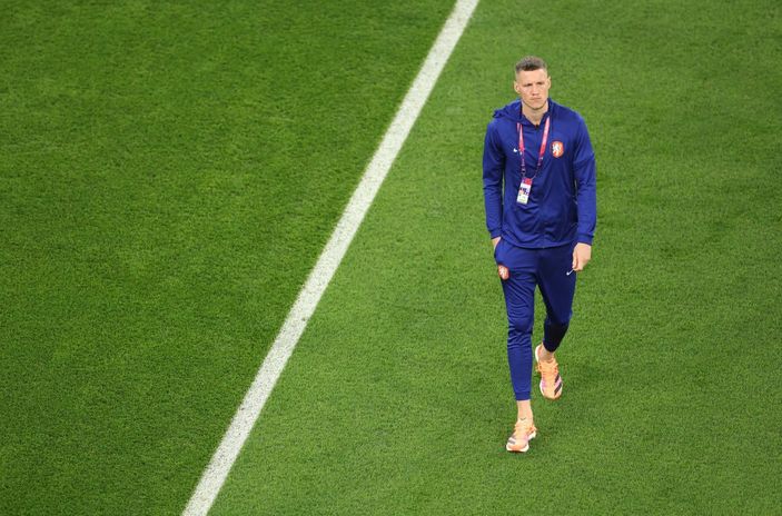 Hollanda, Senegal'i iki golle geçti