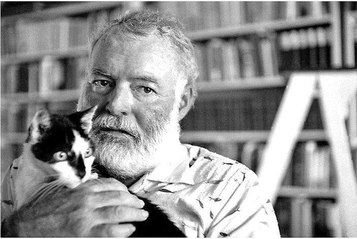 Dünya edebiyatında çığır açan Ernest Hemingway’in silah ve avcılık tutkusu 