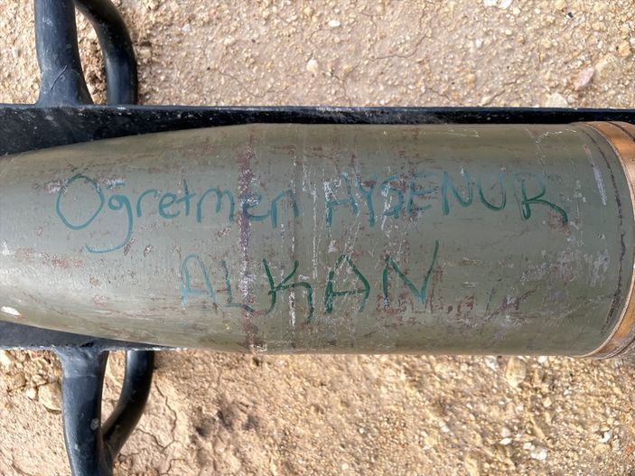 Roketli saldırı sonrası PKK'ya cezalandırma atışları 