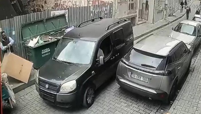 Fatih'te sürücüye saldıran kağıt toplayıcısının cezası belli oldu