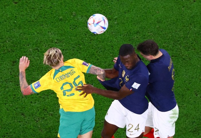 Fransa, Avustralya'yı farklı mağlup etti