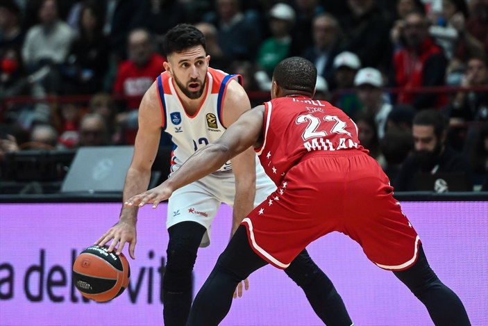 Anadolu Efes, Euroleague'de Milan'ı 29 sayı farkla yendi