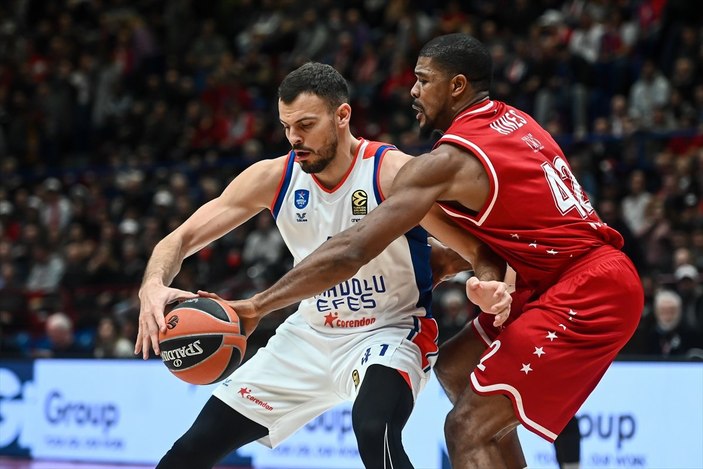 Anadolu Efes, Euroleague'de Milan'ı 29 sayı farkla yendi