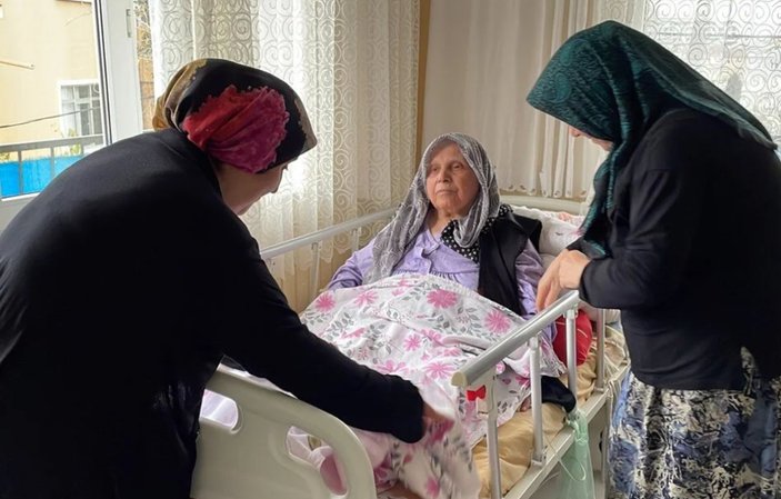 Üsküdar'da pitbull saldırısına uğrayan 82 yaşındaki kadının bacağı kesildi