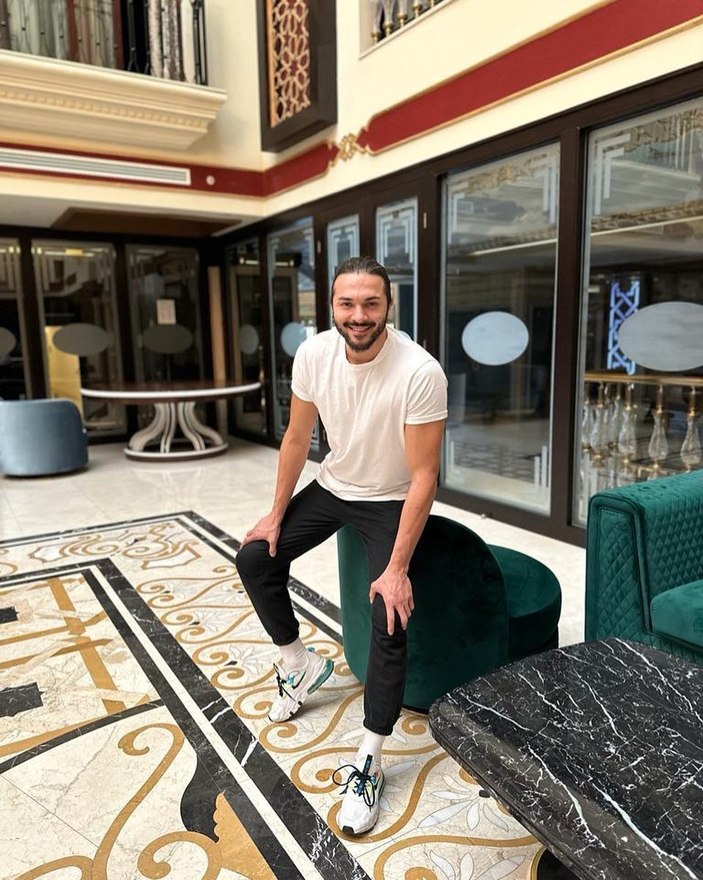 MasterChef'in yakışıklısı Burak Kaya oyuncu çıktı! Fenomen dizideki halleri şoke etti...