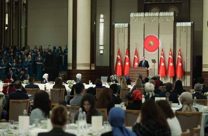 Cumhurbaşkanı Erdoğan: Başöğretmenlik sınavında 66 bin 422 öğretmenimiz başarılı oldu