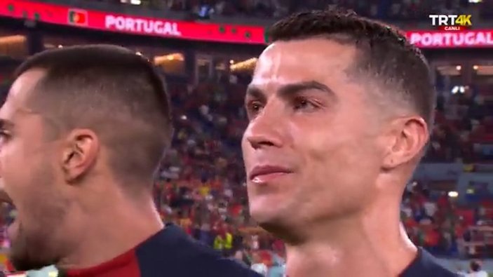 Cristiano Ronaldo, milli marş sırasında gözyaşlarını tutamadı