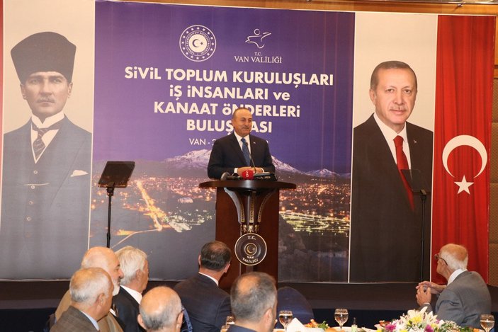 Mevlüt Çavuşoğlu: Teröristleri bu bölgelerden temizlememiz lazım