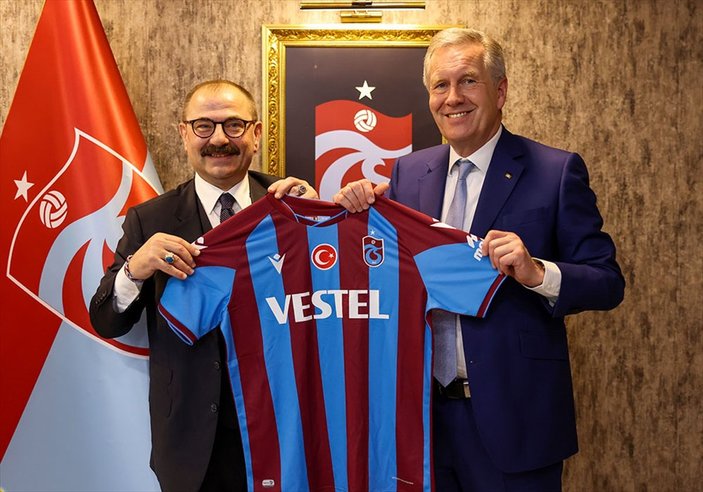 Eski Almanya Cumhurbaşkanı Wulff'tan Trabzonspor'a ziyaret