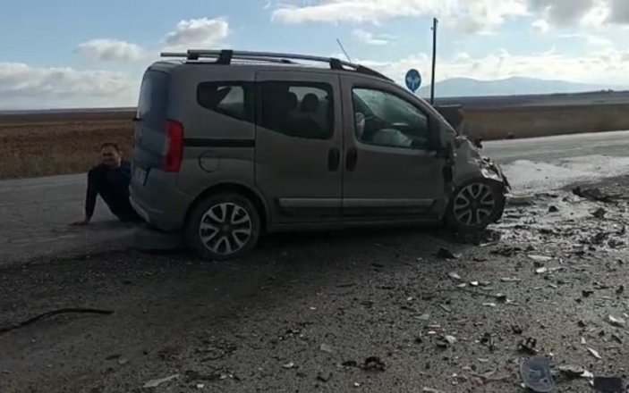 Eskişehir'deki kaza, polis baba ve oğlunu hayattan kopardı