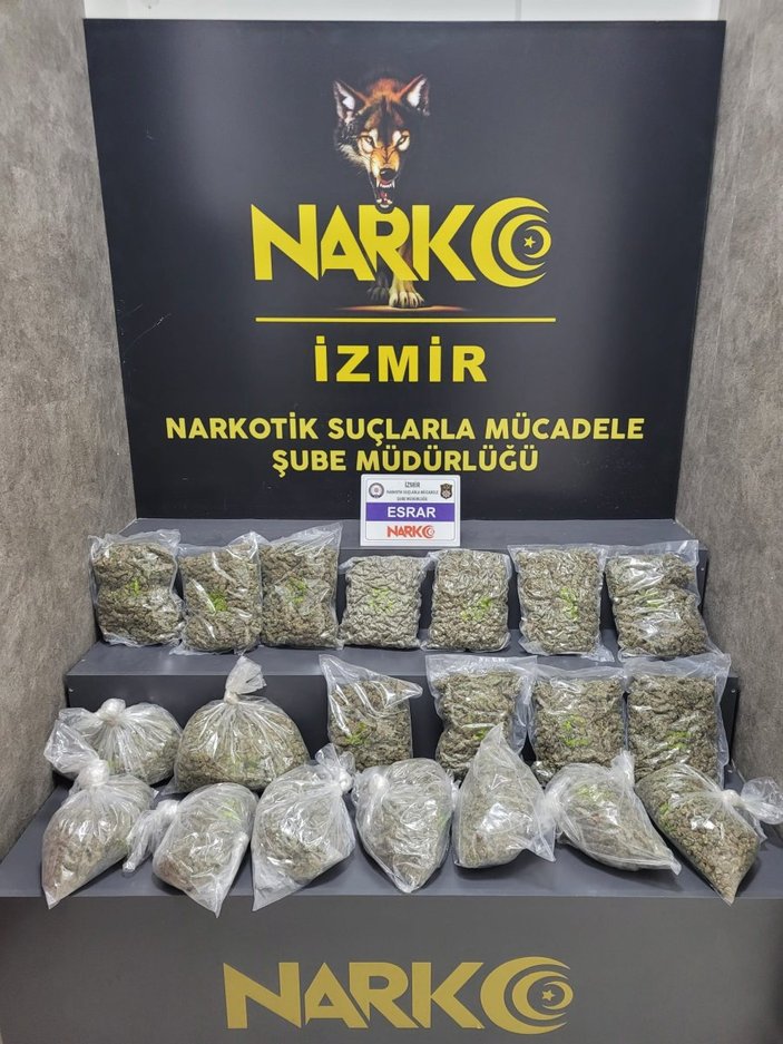İzmir'de 16 kilo 325 gram uyuşturucu yakalandı: 2 tutuklama