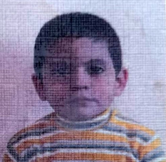 Arnavutköy'de, aracın altında kalan çocuk yaşama tutunamadı