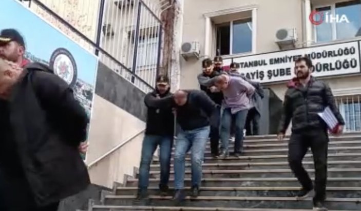 İstanbul'da 5 ayrı iş yerine giren 8 hırsız yakalandı