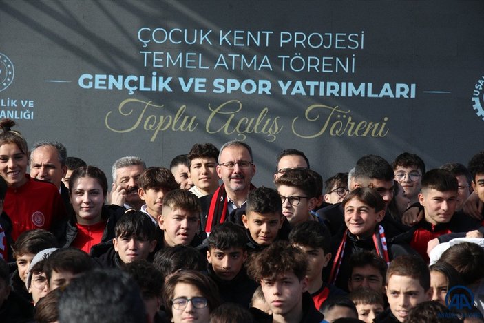 Bakan Kasapoğlu'ndan gençlere destek mesajı