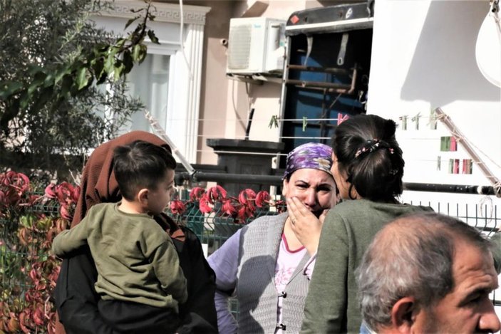 Antalya'da psikolojik sorunları olan genç evi ateşe verdi