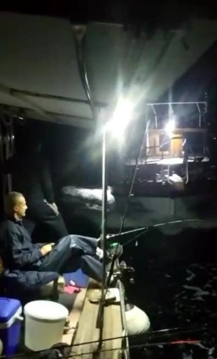 Adana'da balıkçı kavgası: Birbirlerinin üzerine tekne sürdüler