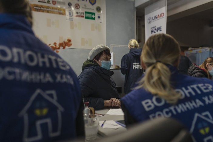 Ukrayna'da savaş mağdurlarına yardımlar sürüyor