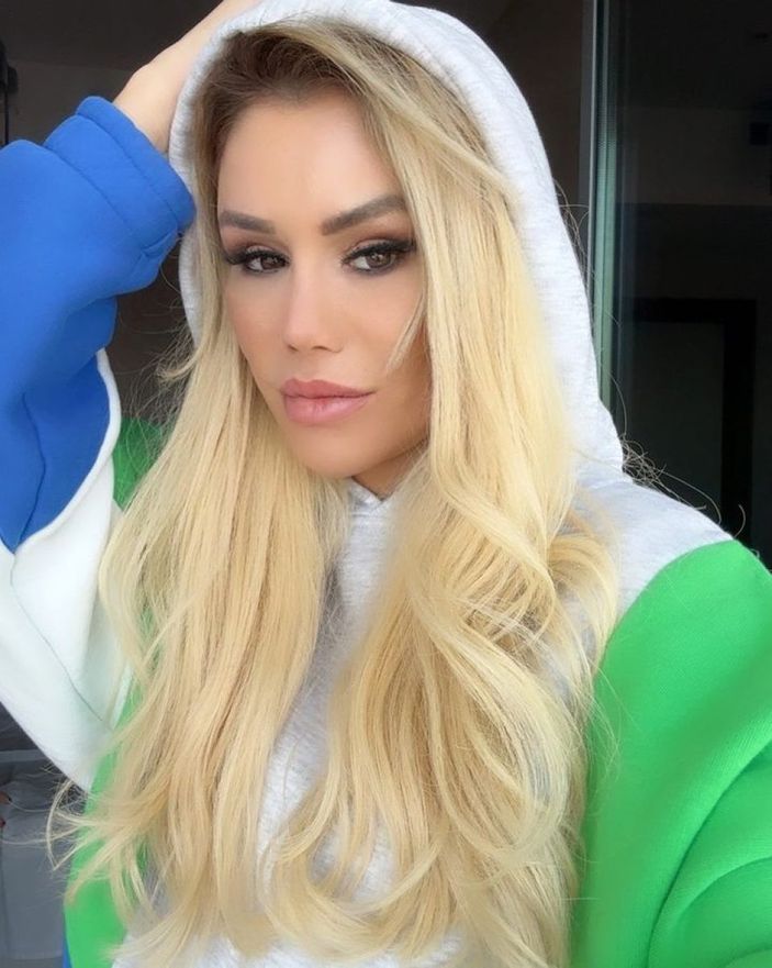 Şarkıcı Ceylan'ın kızı Melodi evlendi