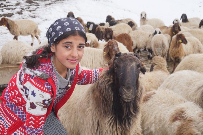 Şırnak'ta terörden temizlenen bölgenin küçük çobanı 