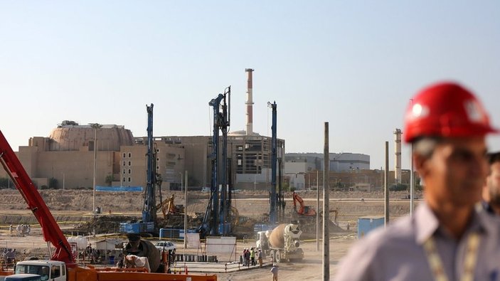 İran'da yeni nükleer santralin inşası başladı
